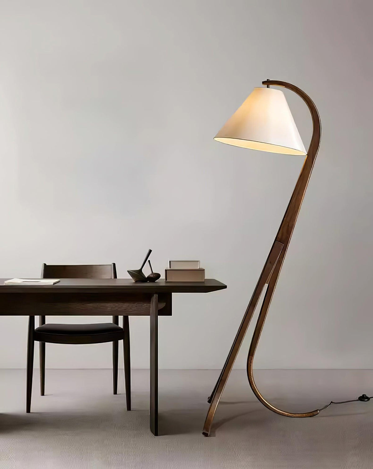 arcwood-floor-lamp