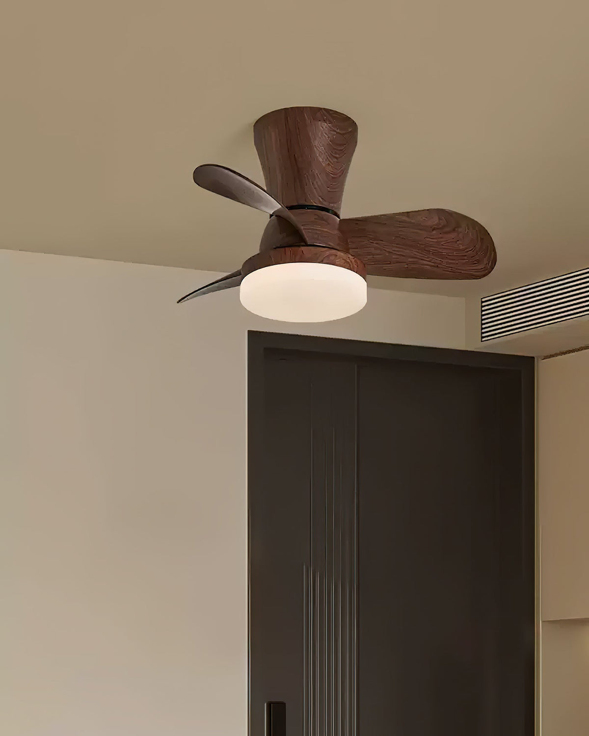 arilia-ceiling-fan-light