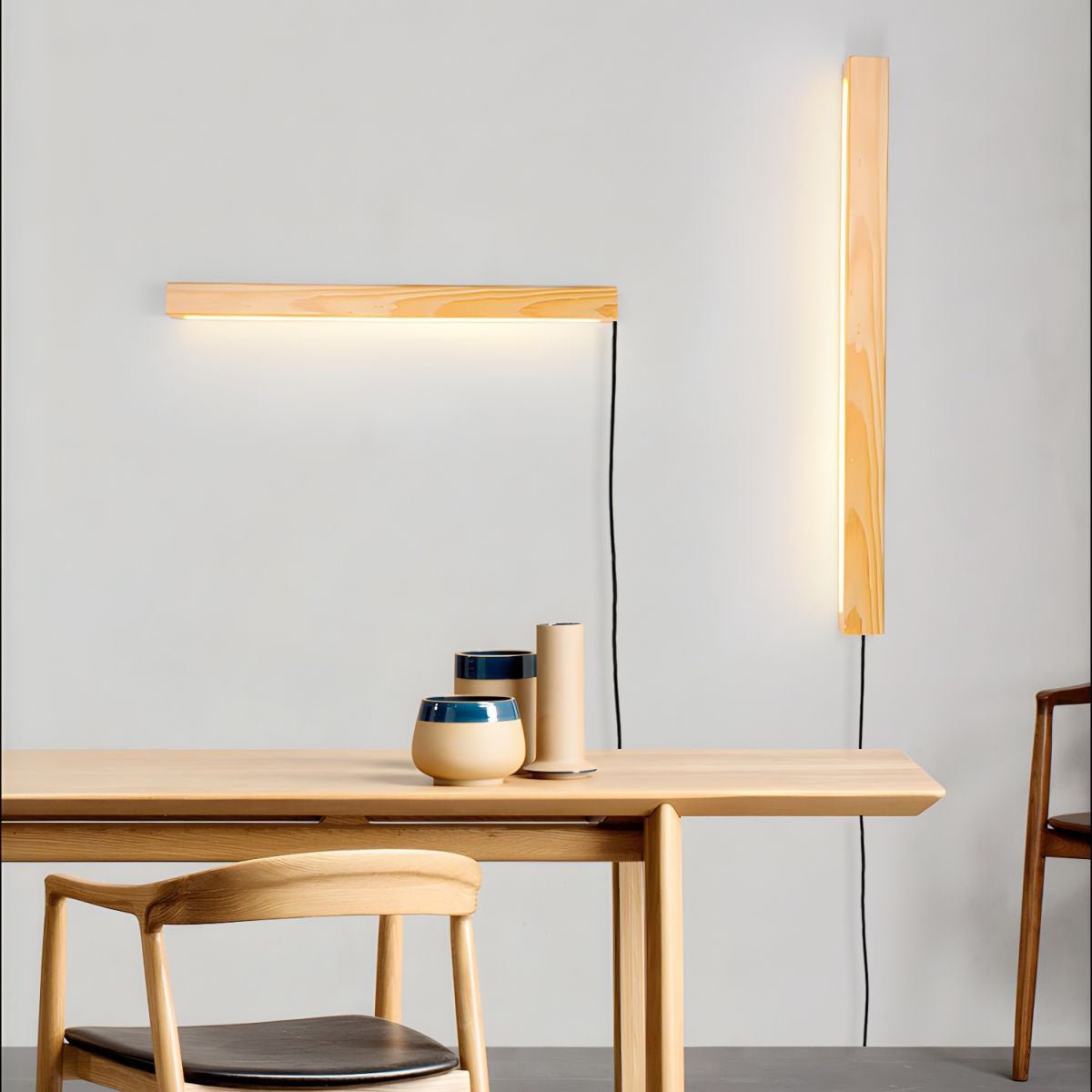 Arlo Wooden LED Wall Sconce – Plug-In Linear Light for Modern Interiors