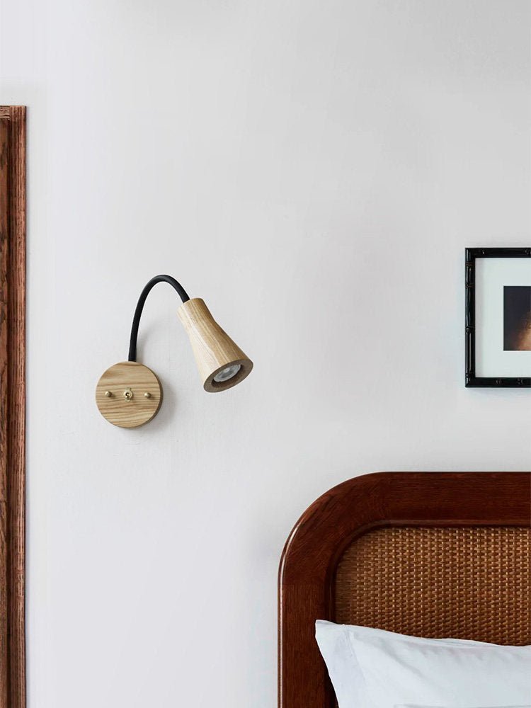Arlo Sculpted Wood Wall Sconce – Modern Minimalist Bedside Lighting