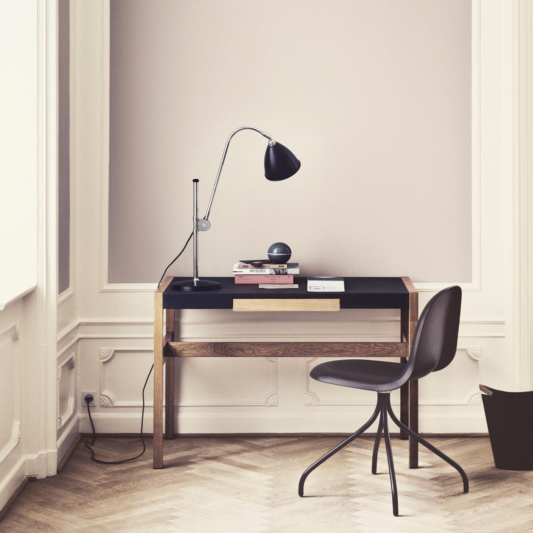 arms-table-lamp
