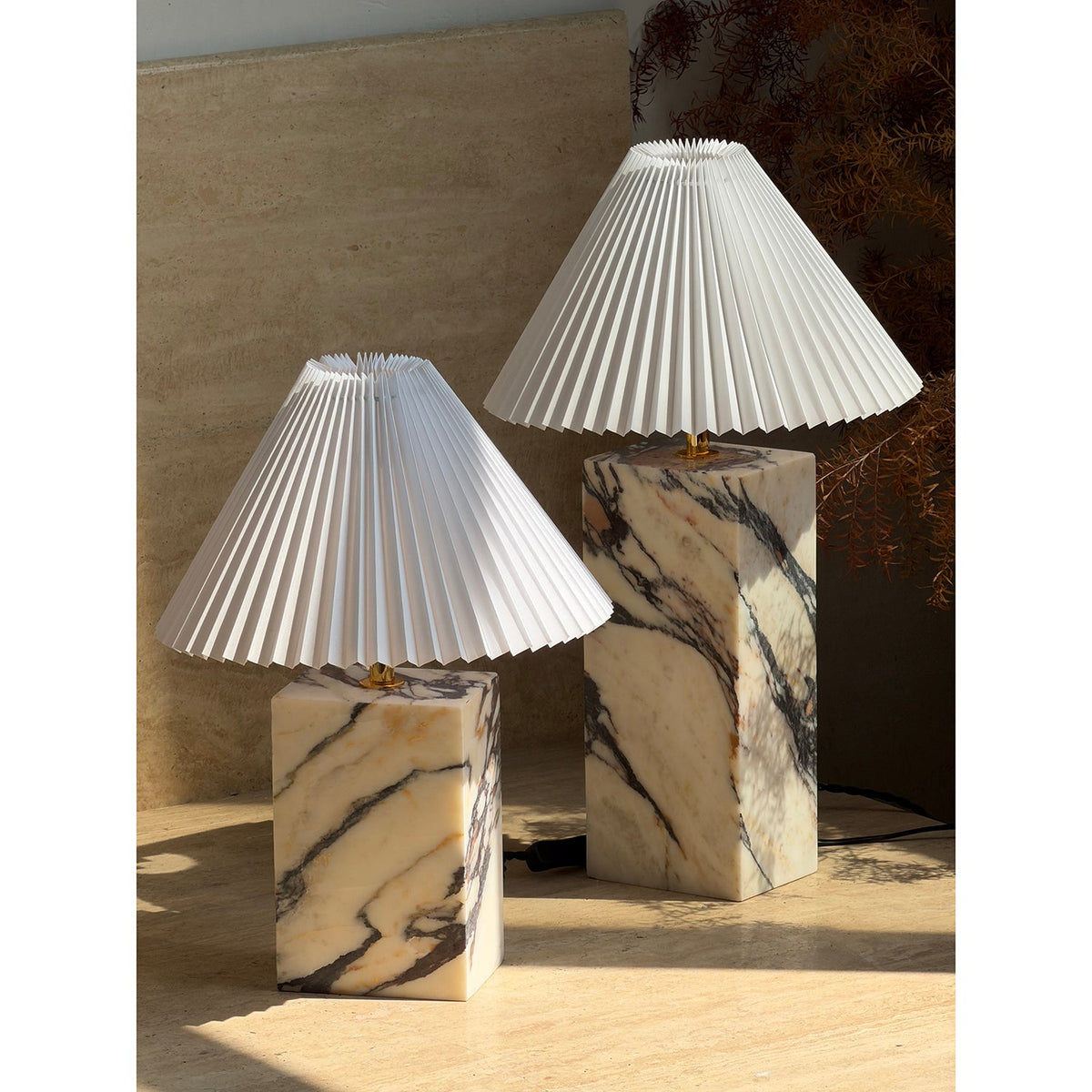 arouca-table-lamp