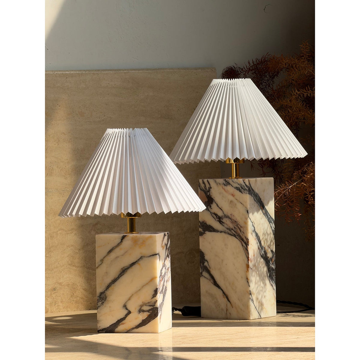 arouca-table-lamp
