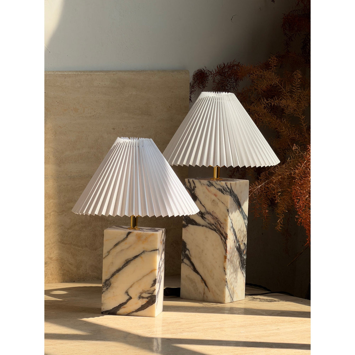 arouca-table-lamp