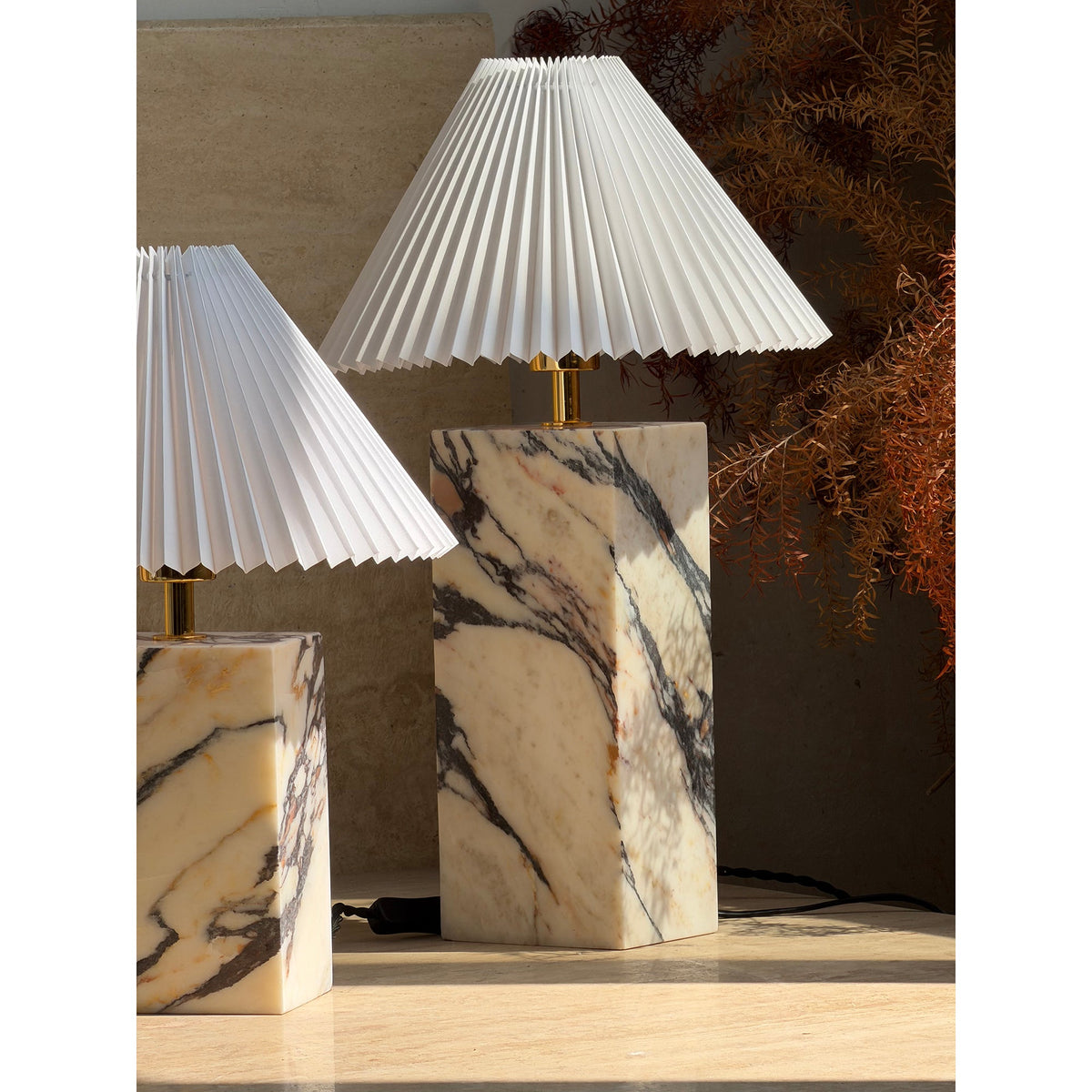 arouca-table-lamp