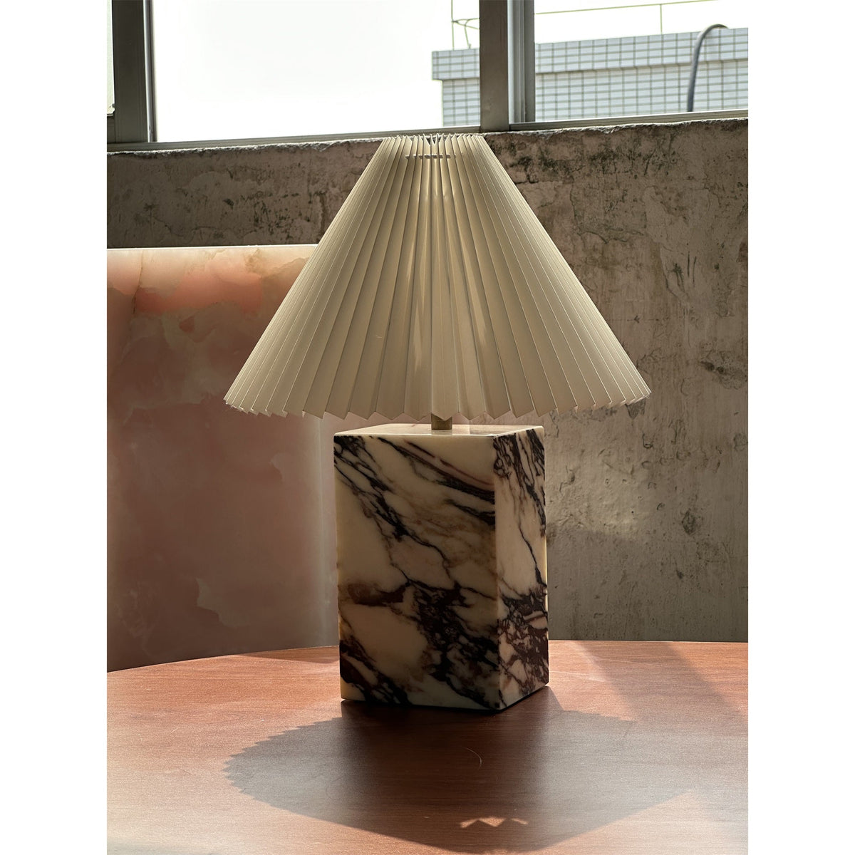 arouca-table-lamp