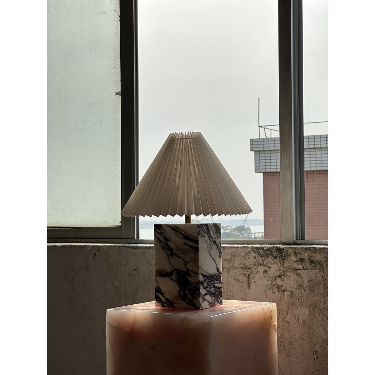 arouca-table-lamp