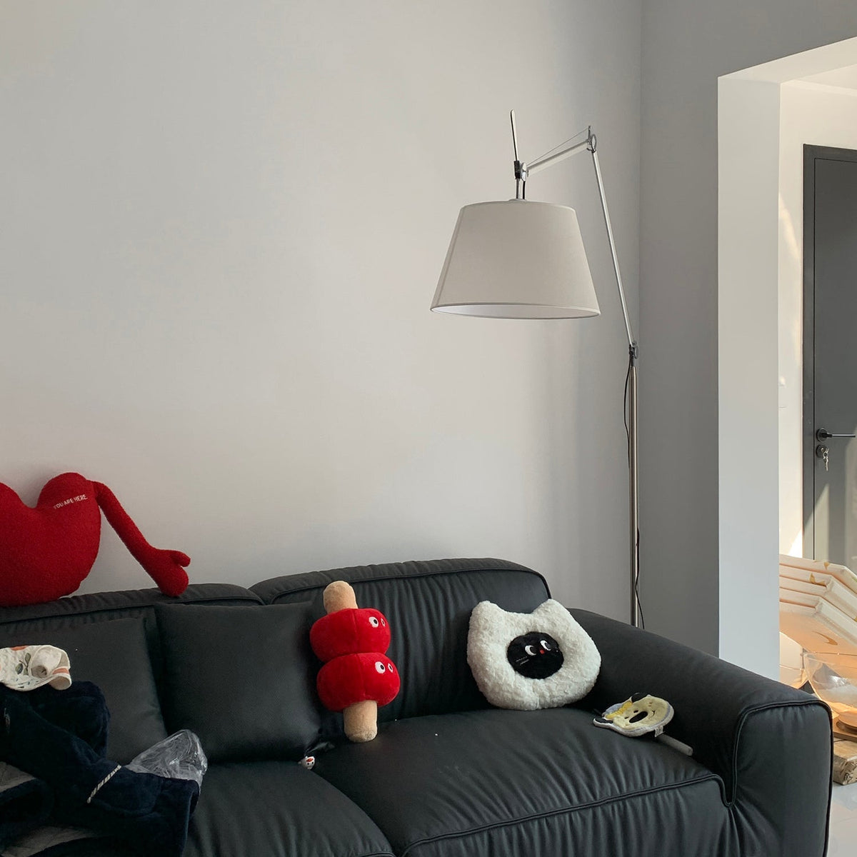 artemide-floor-lamp