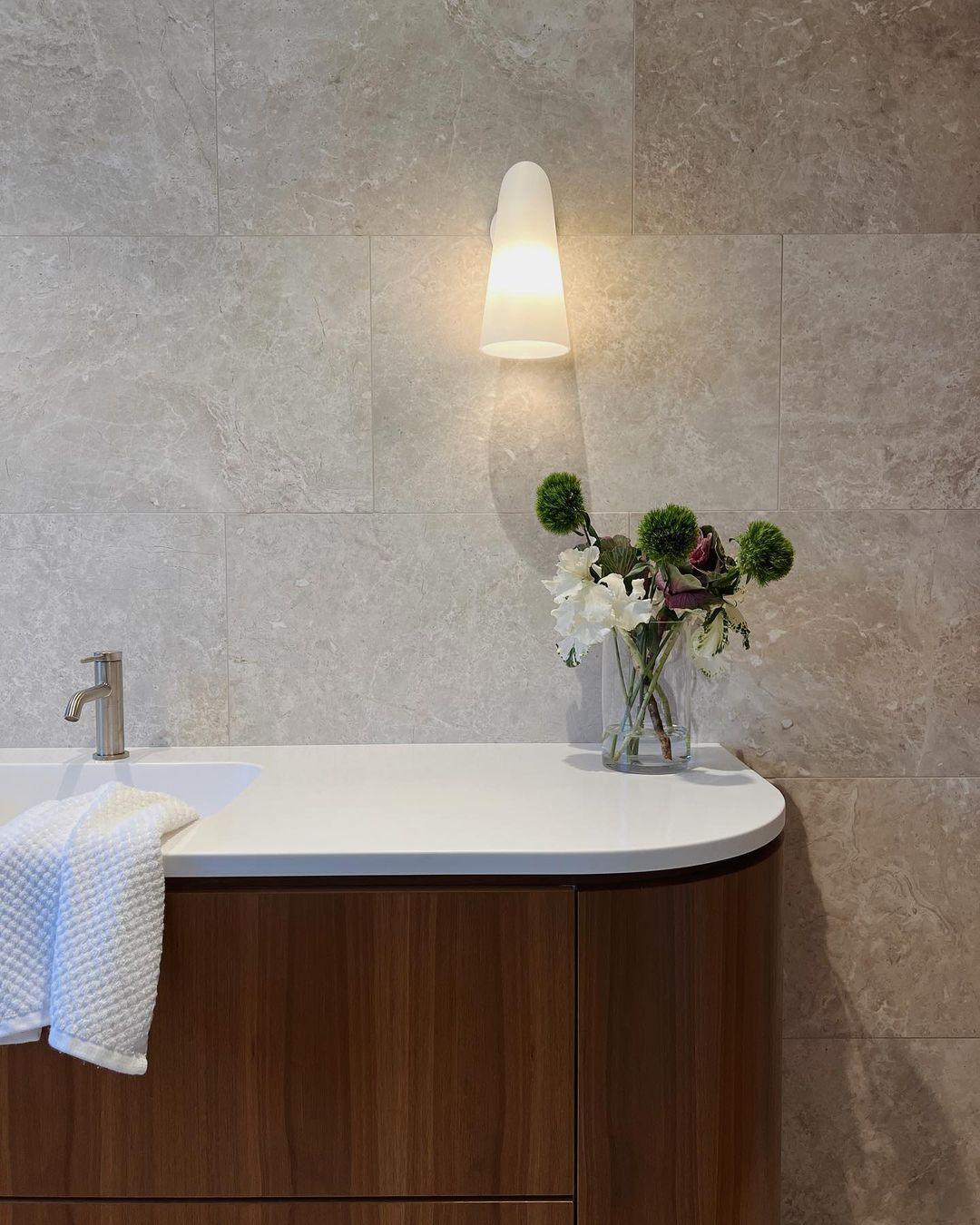 Articolo Conical Glass LED Wall Sconce for Modern Interiors