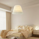 artistic-feather-pendant-light
