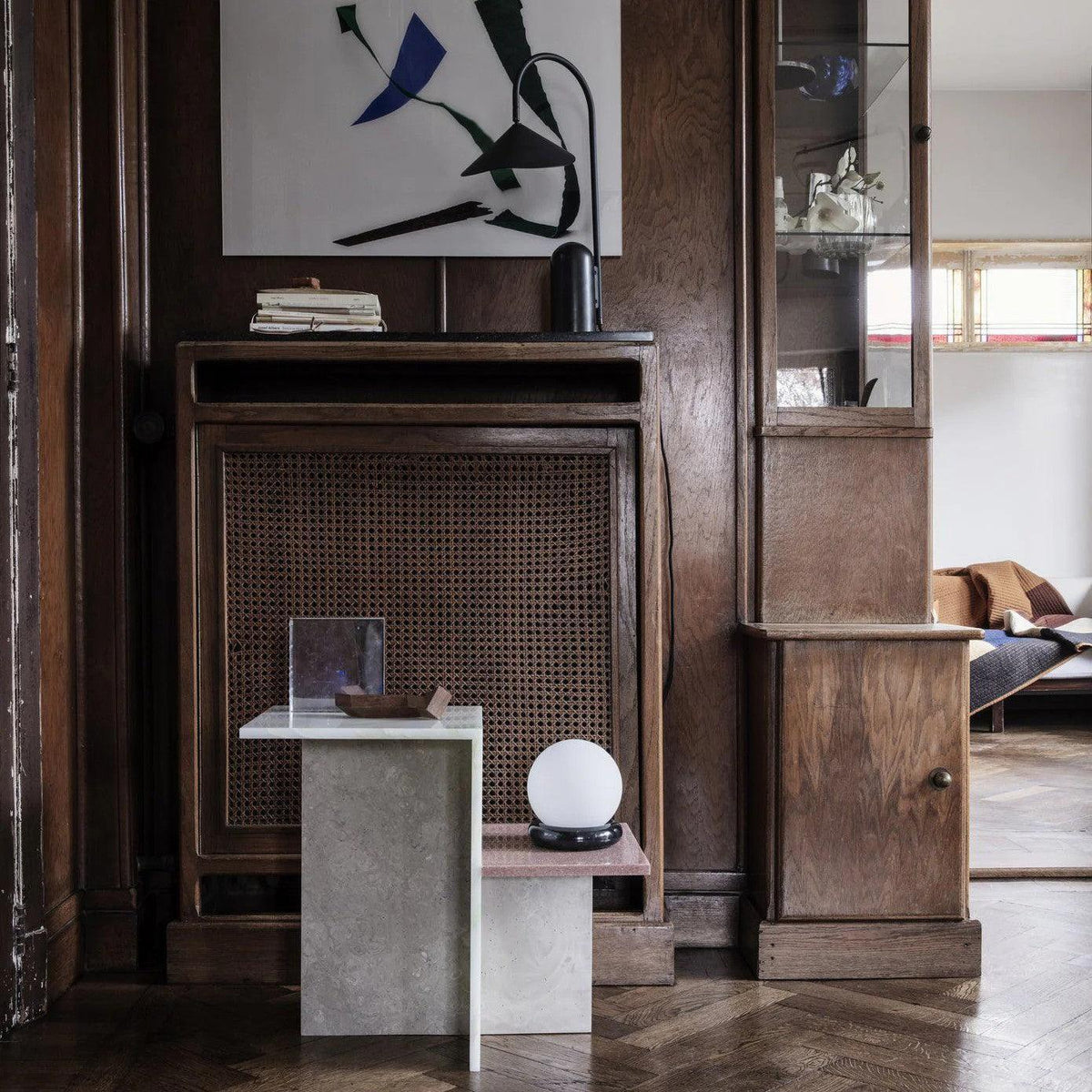 arum-table-lamp