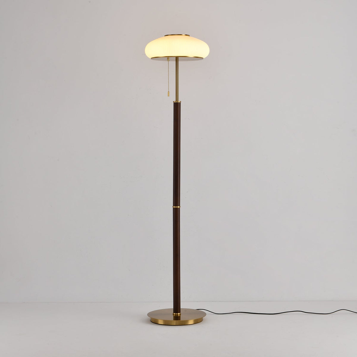 Arvia Floor Lamp – Modern Walnut Wood & Brass Standing Light