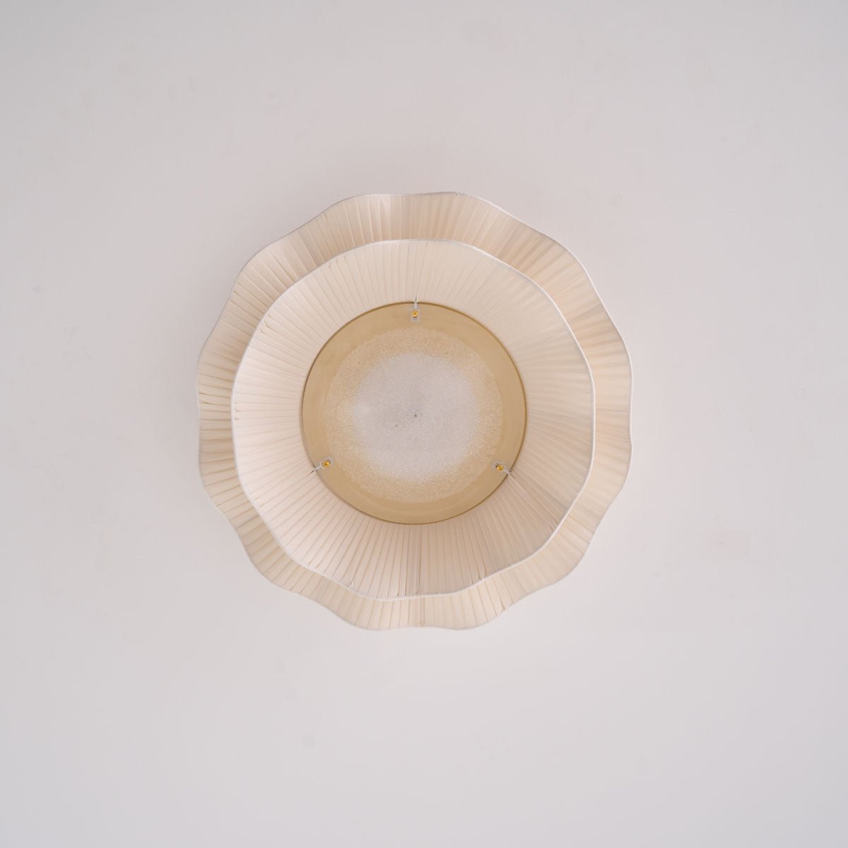 Arwen Fabric Wave Ceiling Light – Modern Flush Mount with Brass Accents
