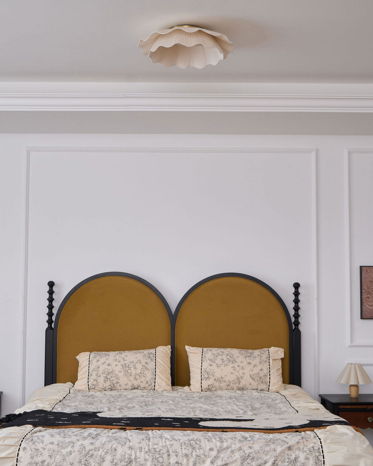 Arwen Fabric Wave Ceiling Light – Modern Flush Mount with Brass Accents
