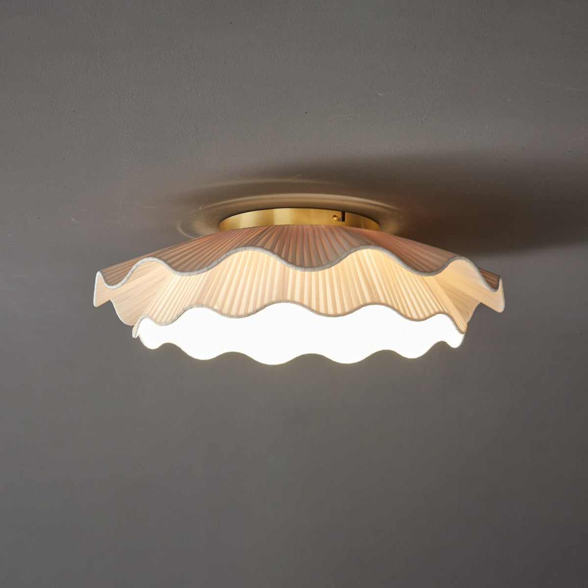 Arwen Fabric Wave Ceiling Light – Modern Flush Mount with Brass Accents