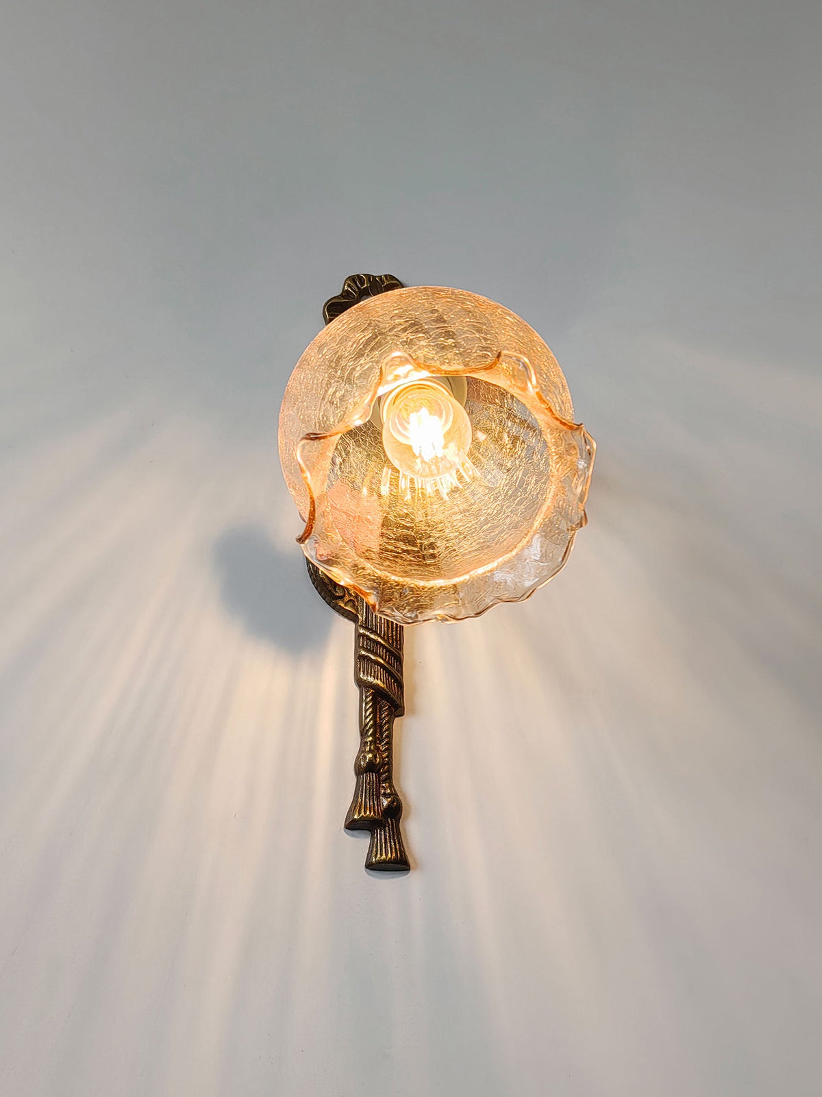 asfour-brass-wall-lamp