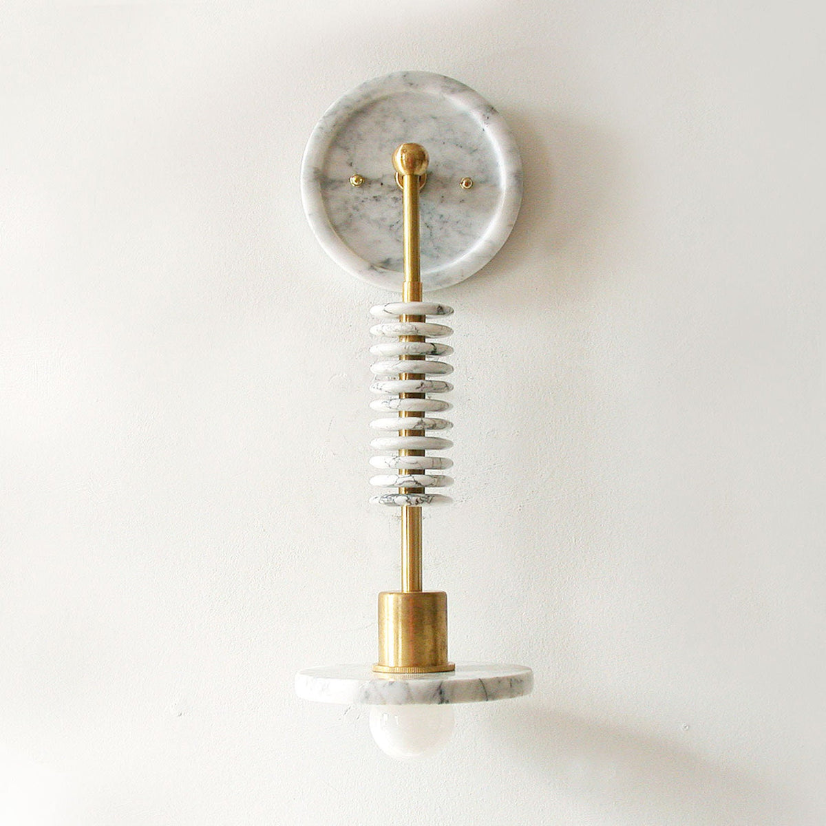 asteria-marble-wall-lamp