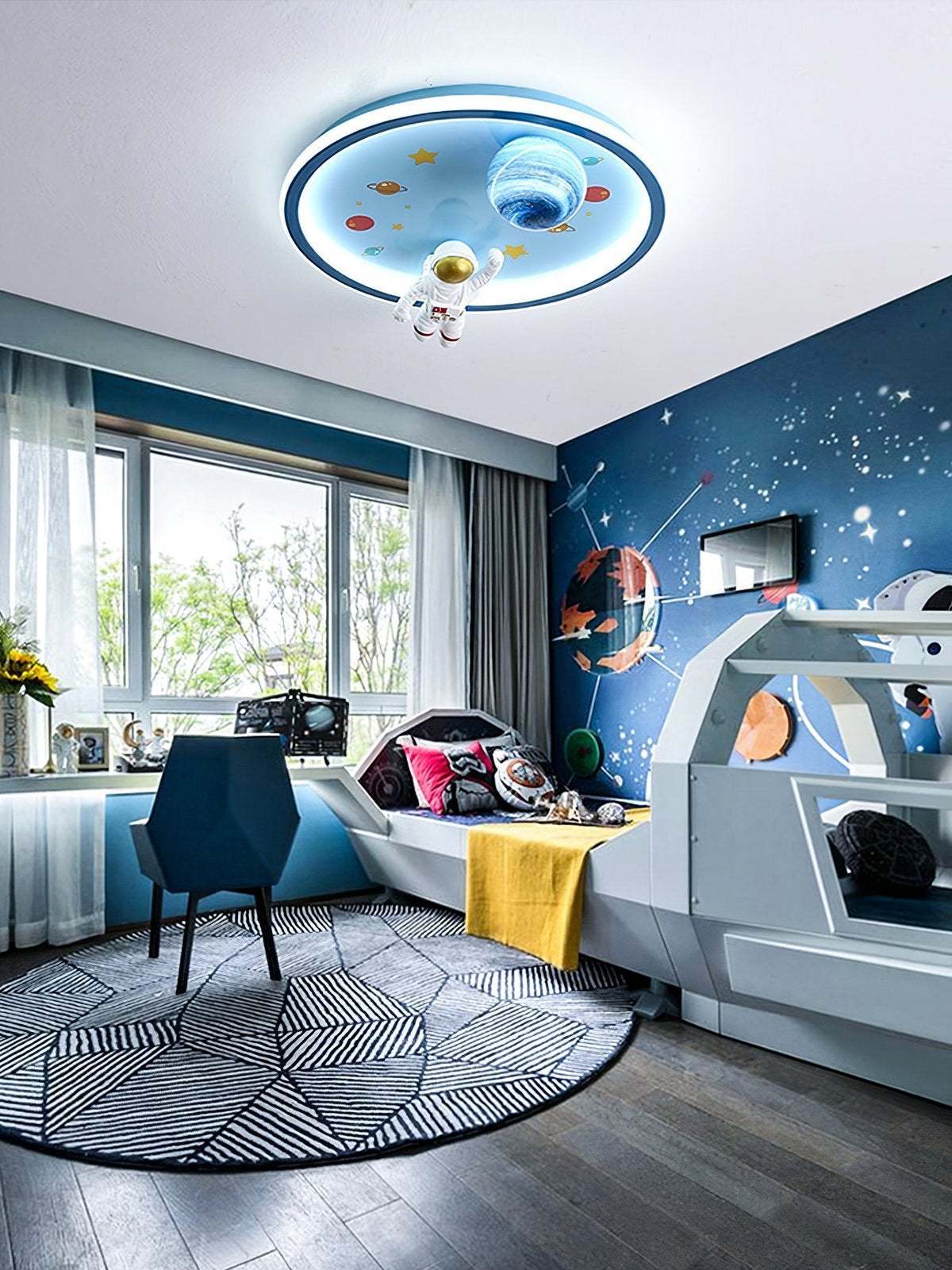Astronaut Planet Ceiling Lamp