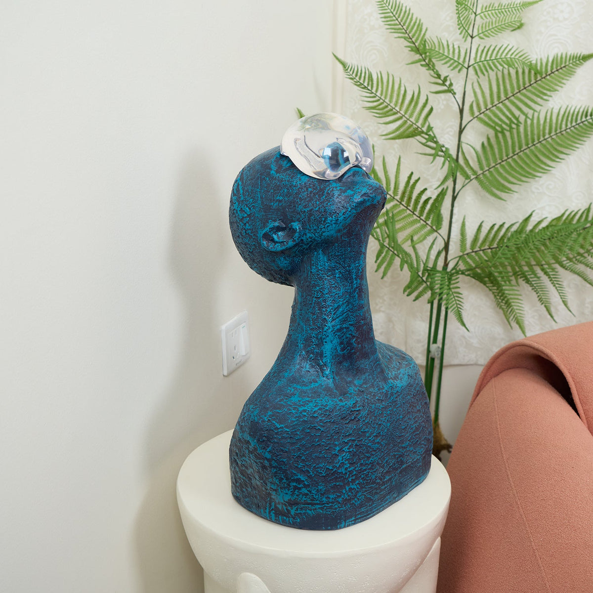 Atlas Guardian Sculpture Table Ornament – Blue Textured Figurine for Modern Interiors