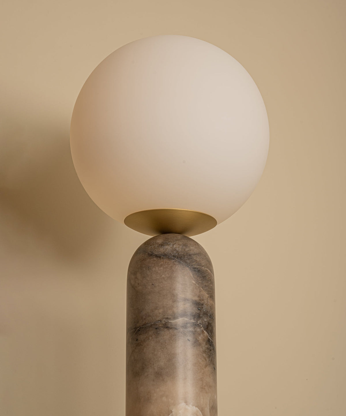 atlas-table-lamp