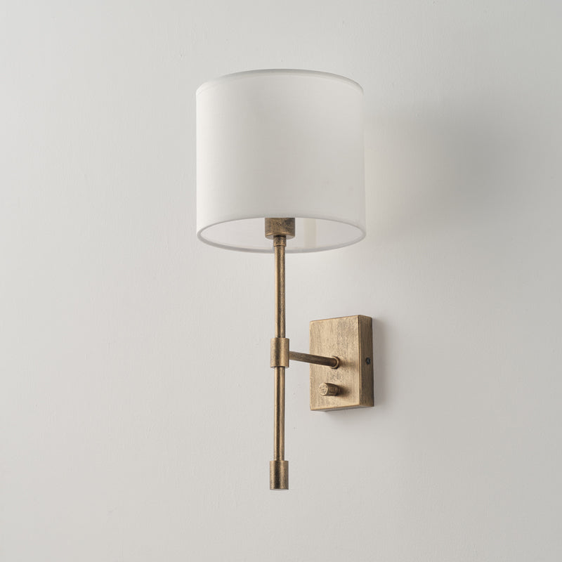 atticus-wall-lamp