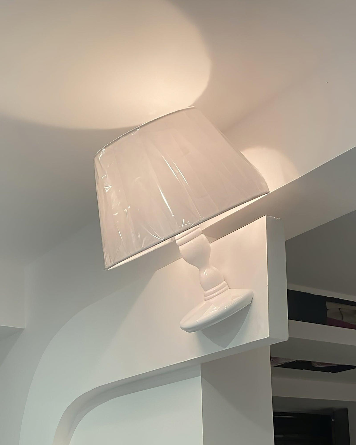 aubrey-wall-lamp