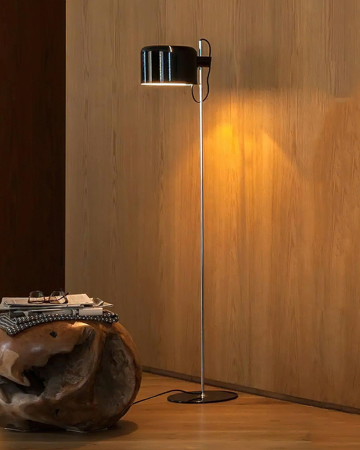 aulus-floor-lamp