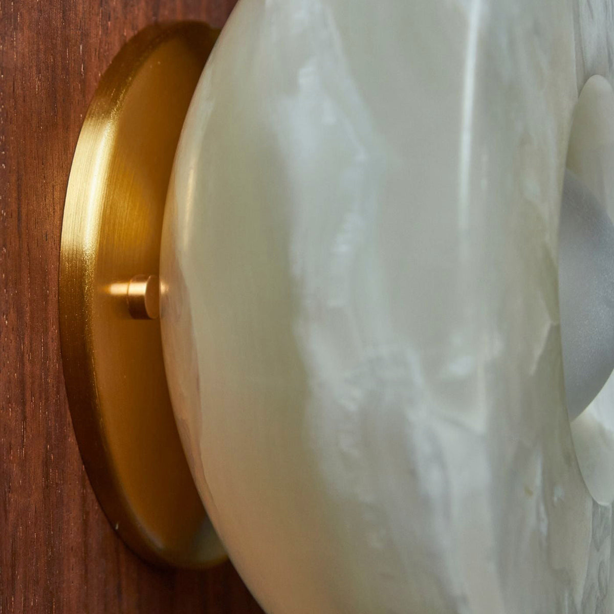 aurelia-surface-sconce