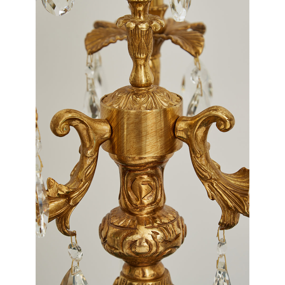 aurelia-table-lamp