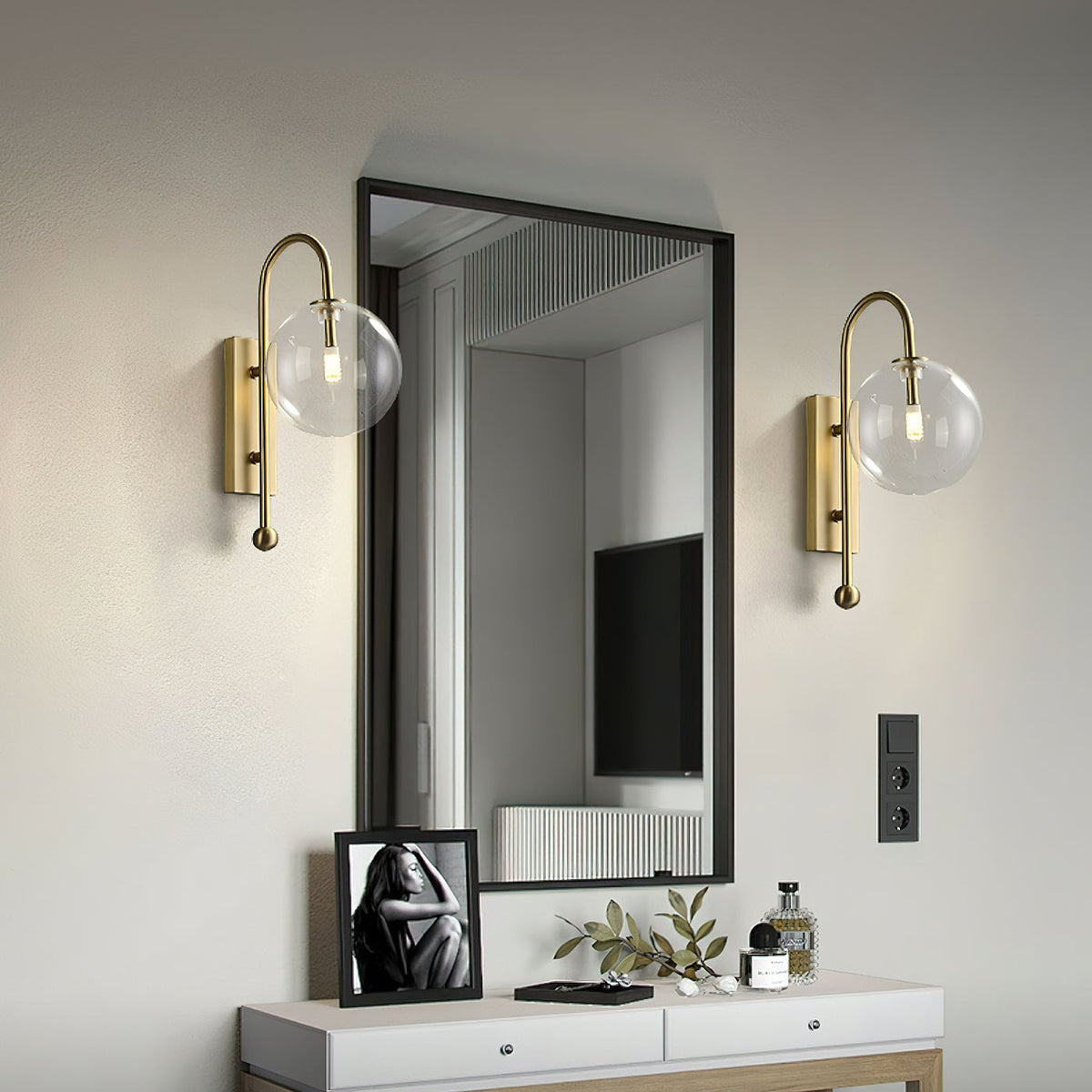 aurelio-wall-light