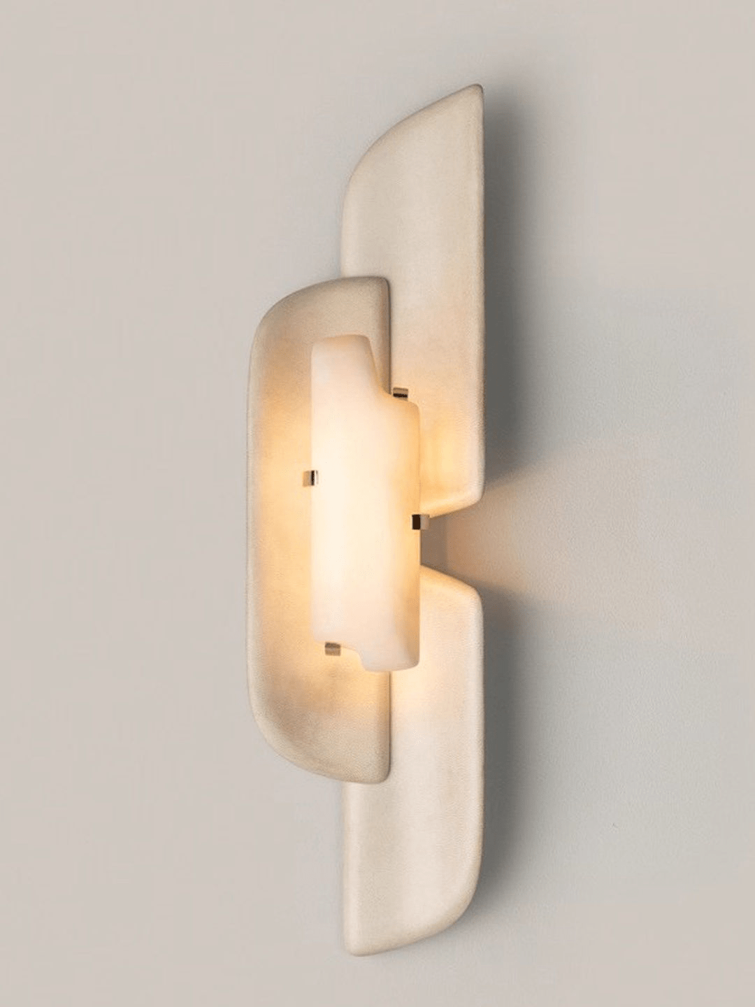 Aurellin Alabaster Wall Sconce – Sculptural LED Wall Light