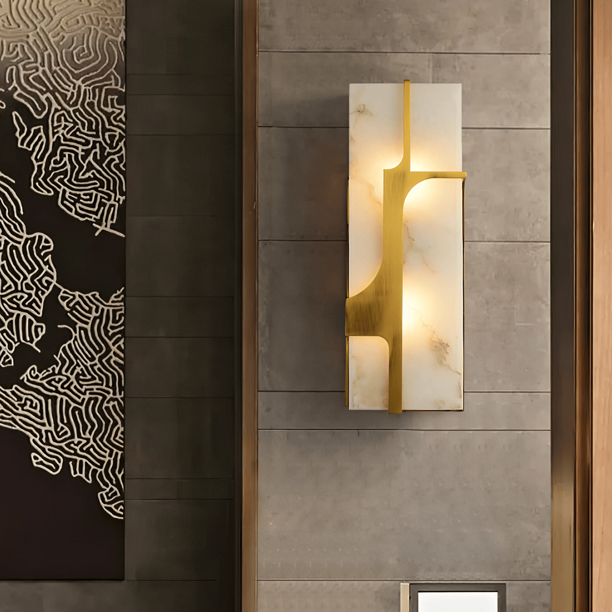 Aurevon Alabaster Wall Sconce in Brushed Brass – Modern Luxury Lighting
