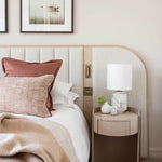 auria-alabaster-table-lamp