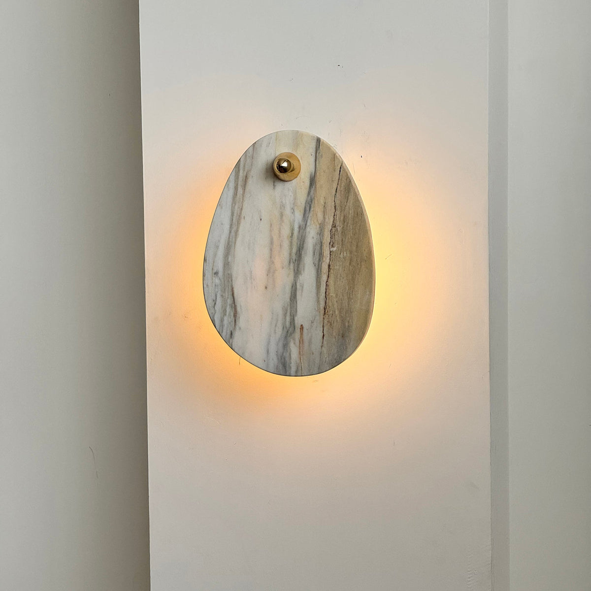 aurora-marble-wall-lamp