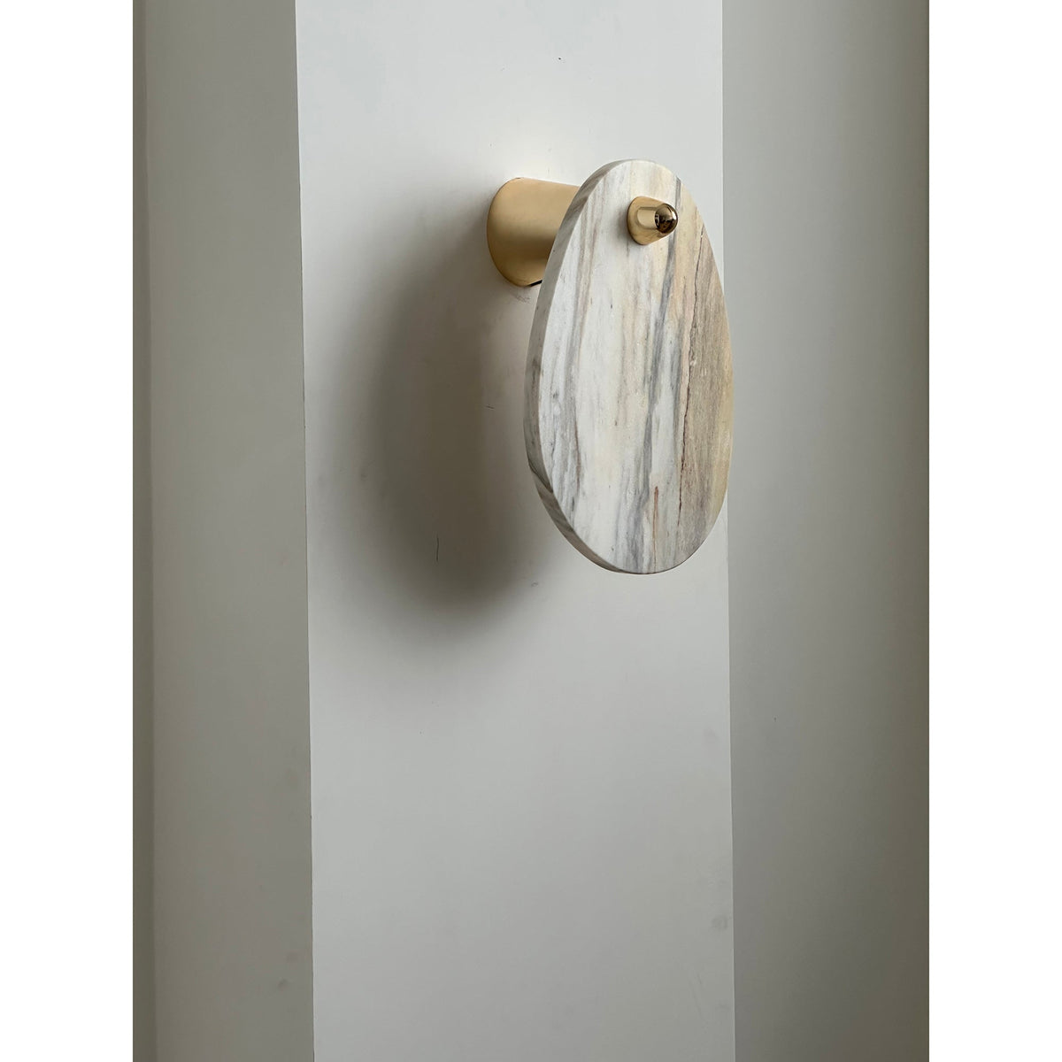 aurora-marble-wall-lamp