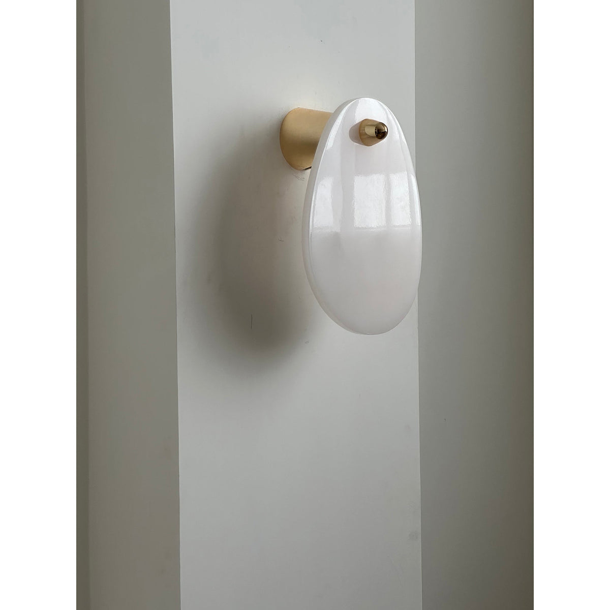 aurora-marble-wall-lamp