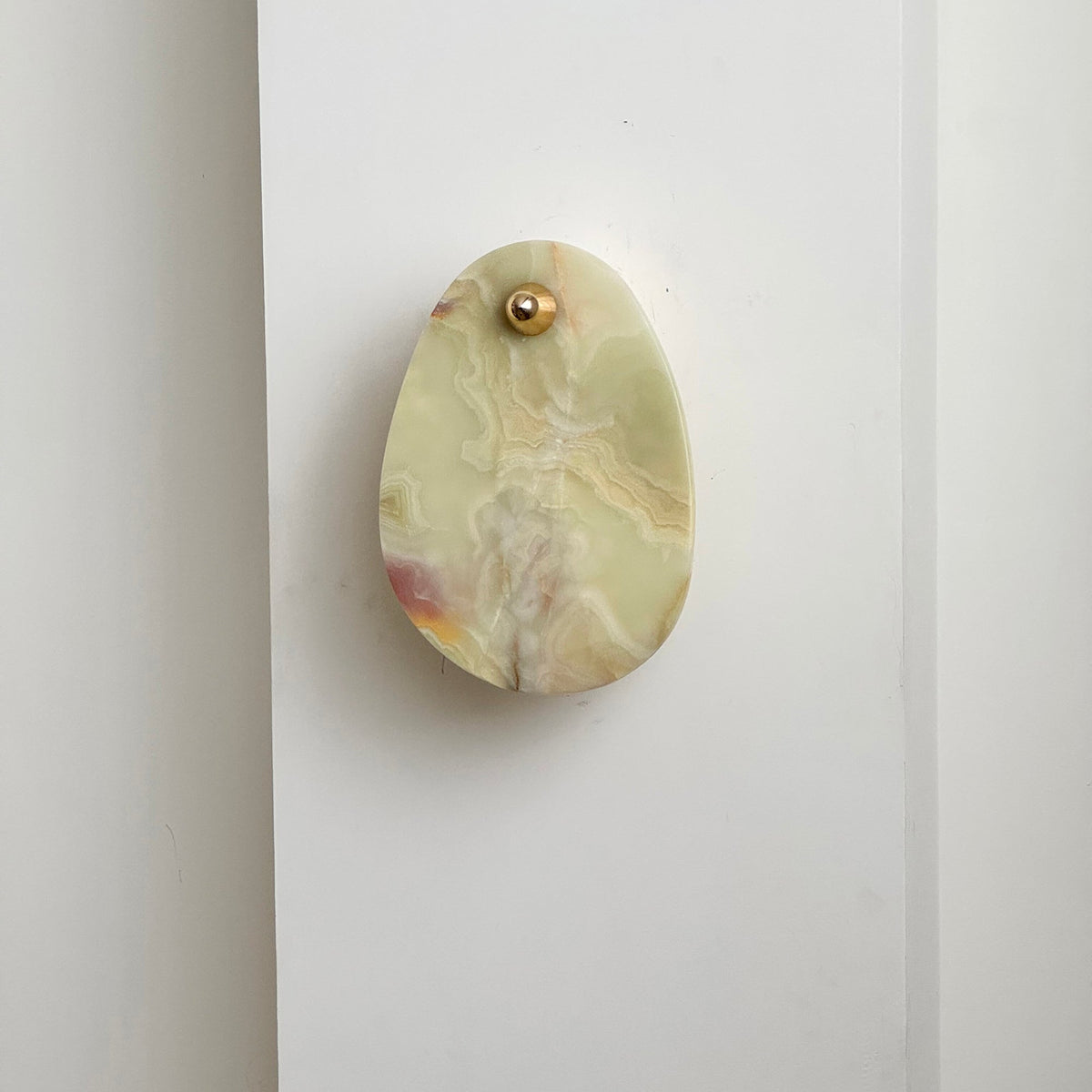 aurora-marble-wall-lamp