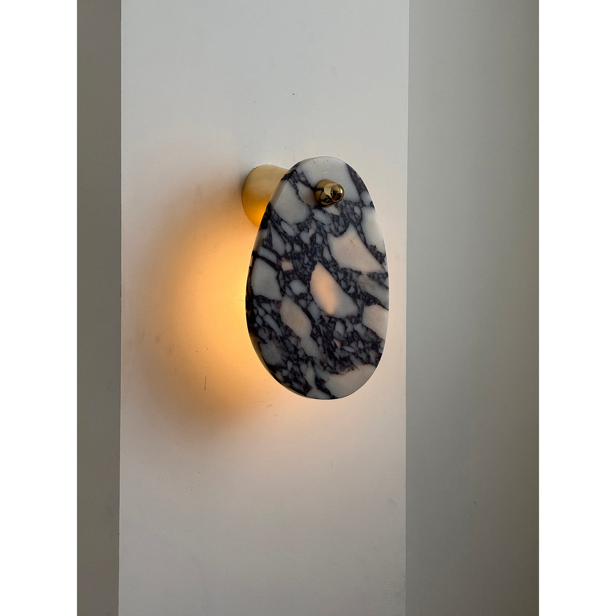 aurora-marble-wall-lamp