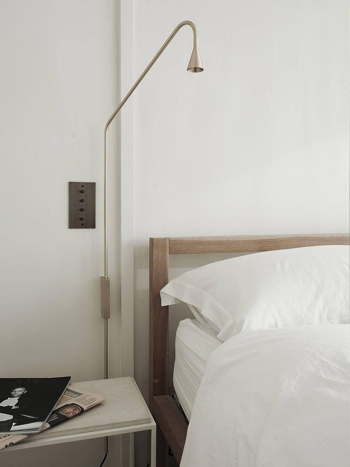svarna_wall_lamp