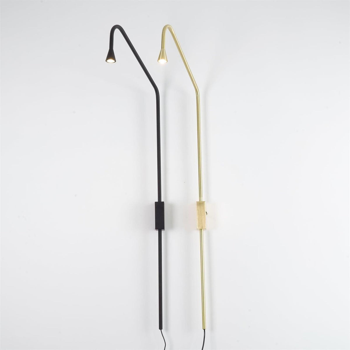 svarna_wall_lamp