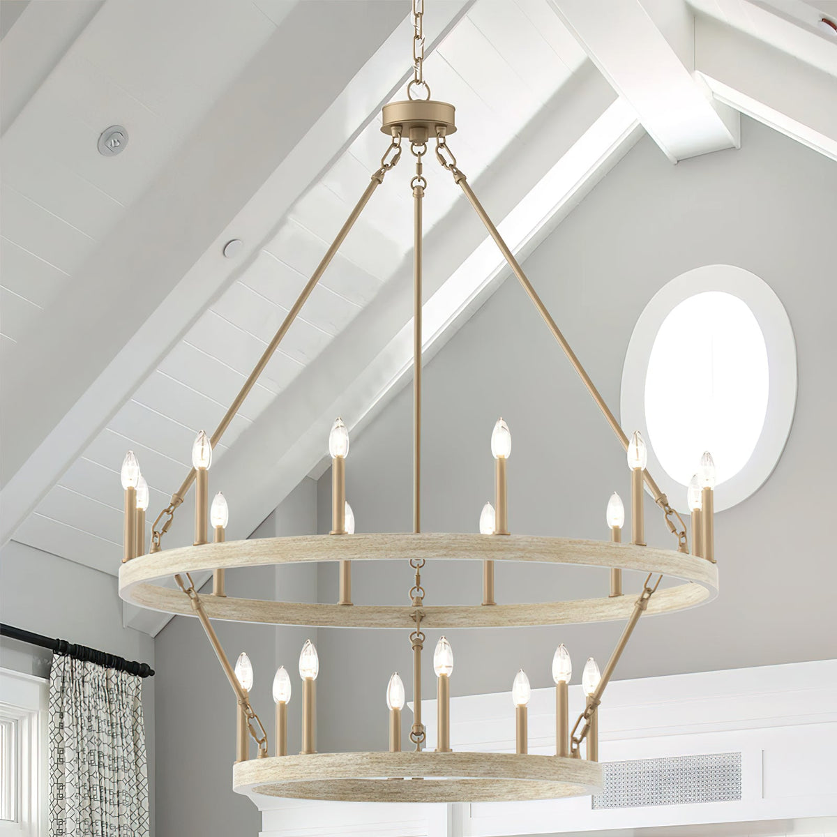 avalee-chandelier