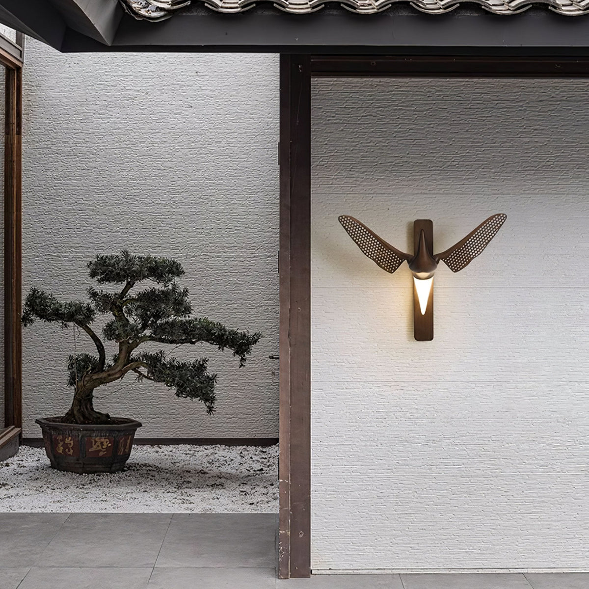 Avesa Sculptural Wood LED Wall Sconce for Modern Interiors