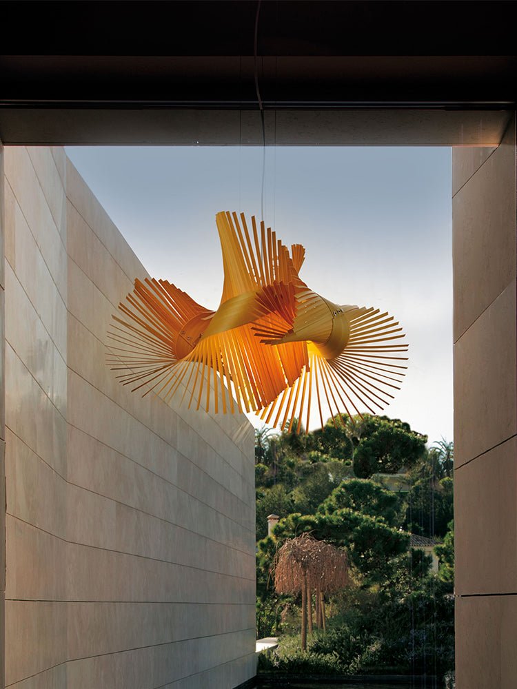 Avian Flair Wooden Pendant Light – Sculptural Bird Form, Natural Wood