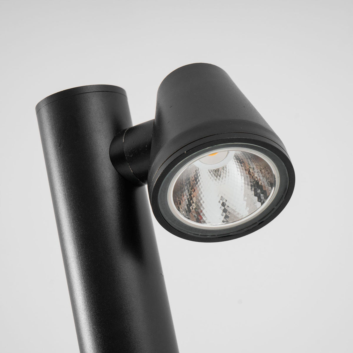Axis Outdoor Bollard Spotlight – Modern LED Path Light in Matte Black