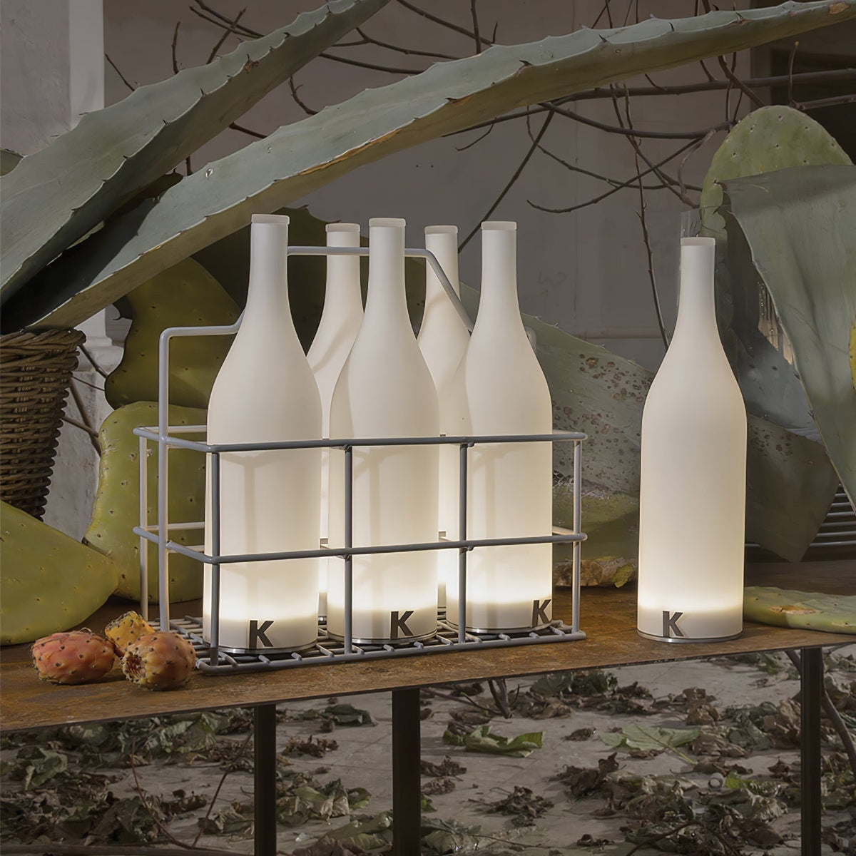 Bacco Built In Battery Table Lamp