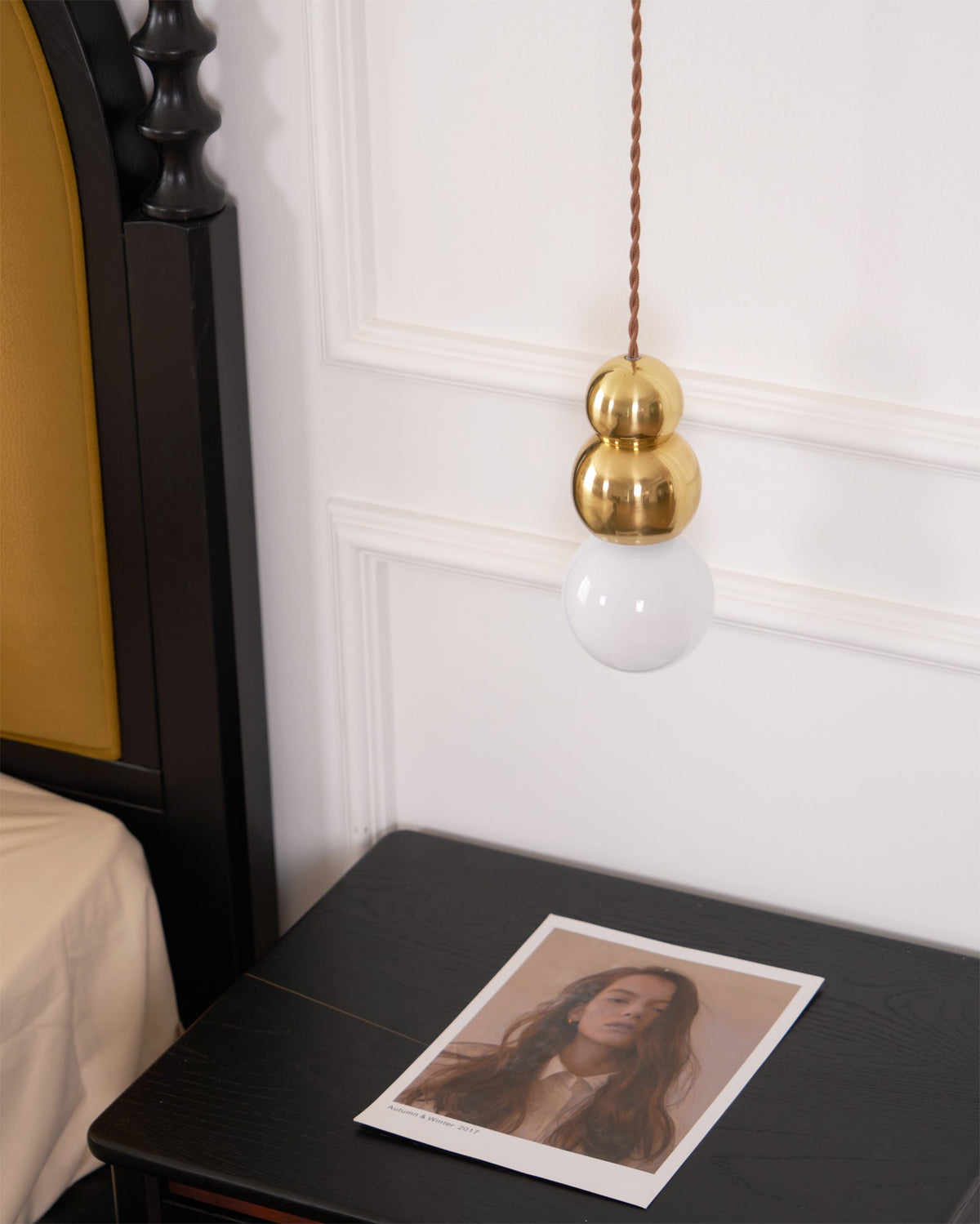 Ball Series Pendant Light – Modern Glass Globe Ceiling Lamp