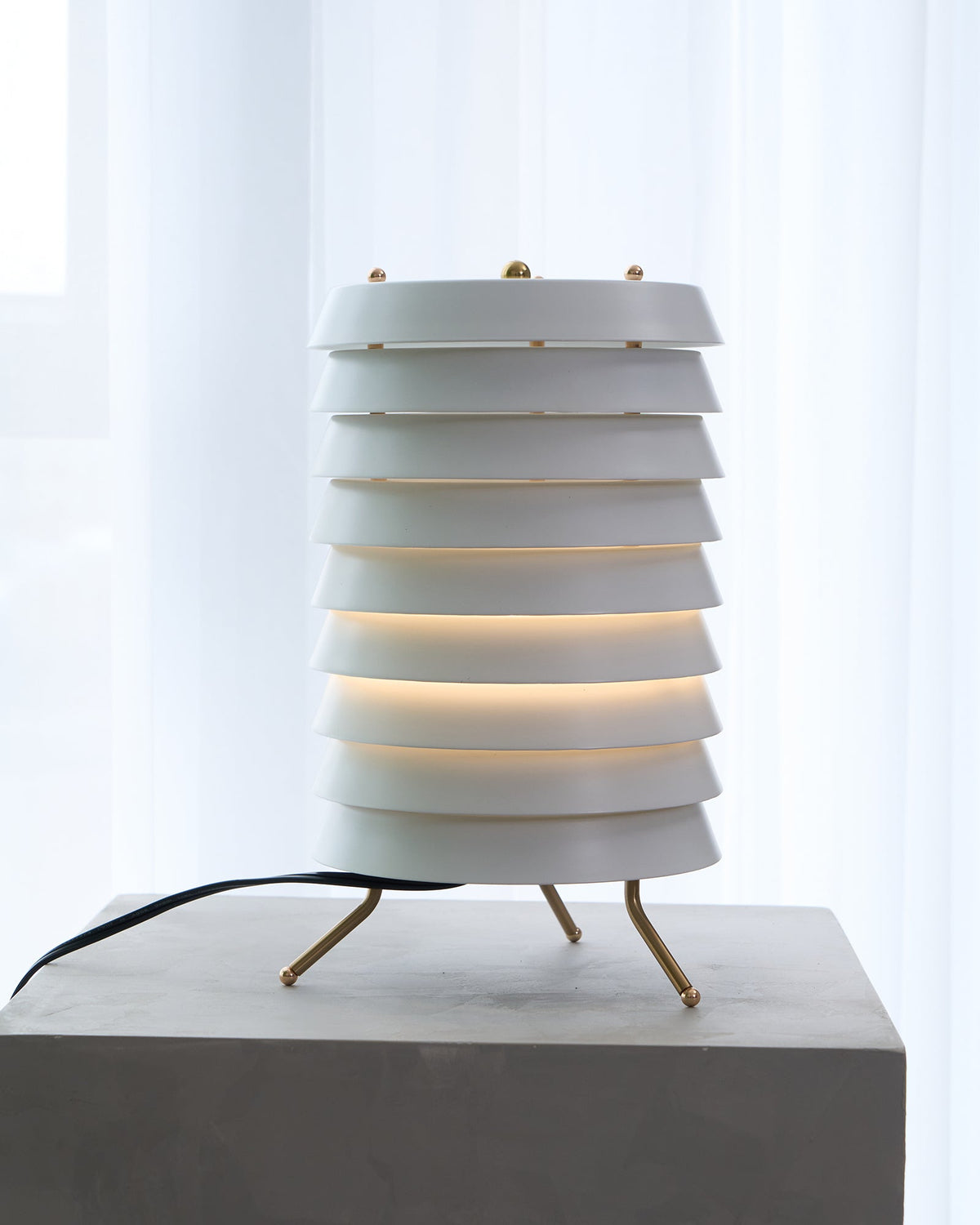 baltic-tower-table-lamp