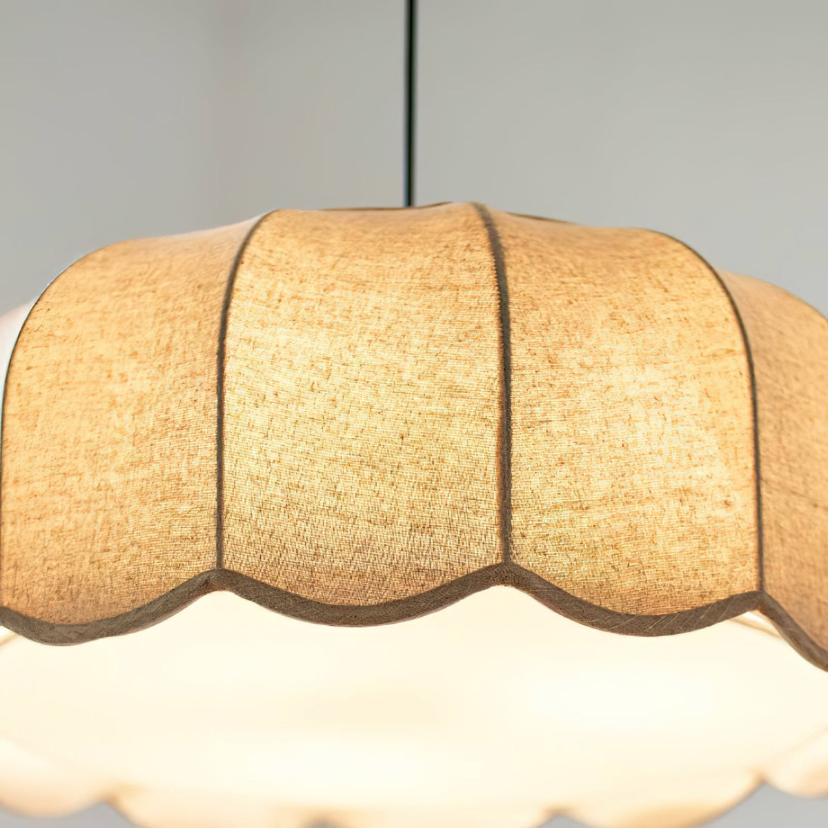 banana-leaf-pendant-lamp