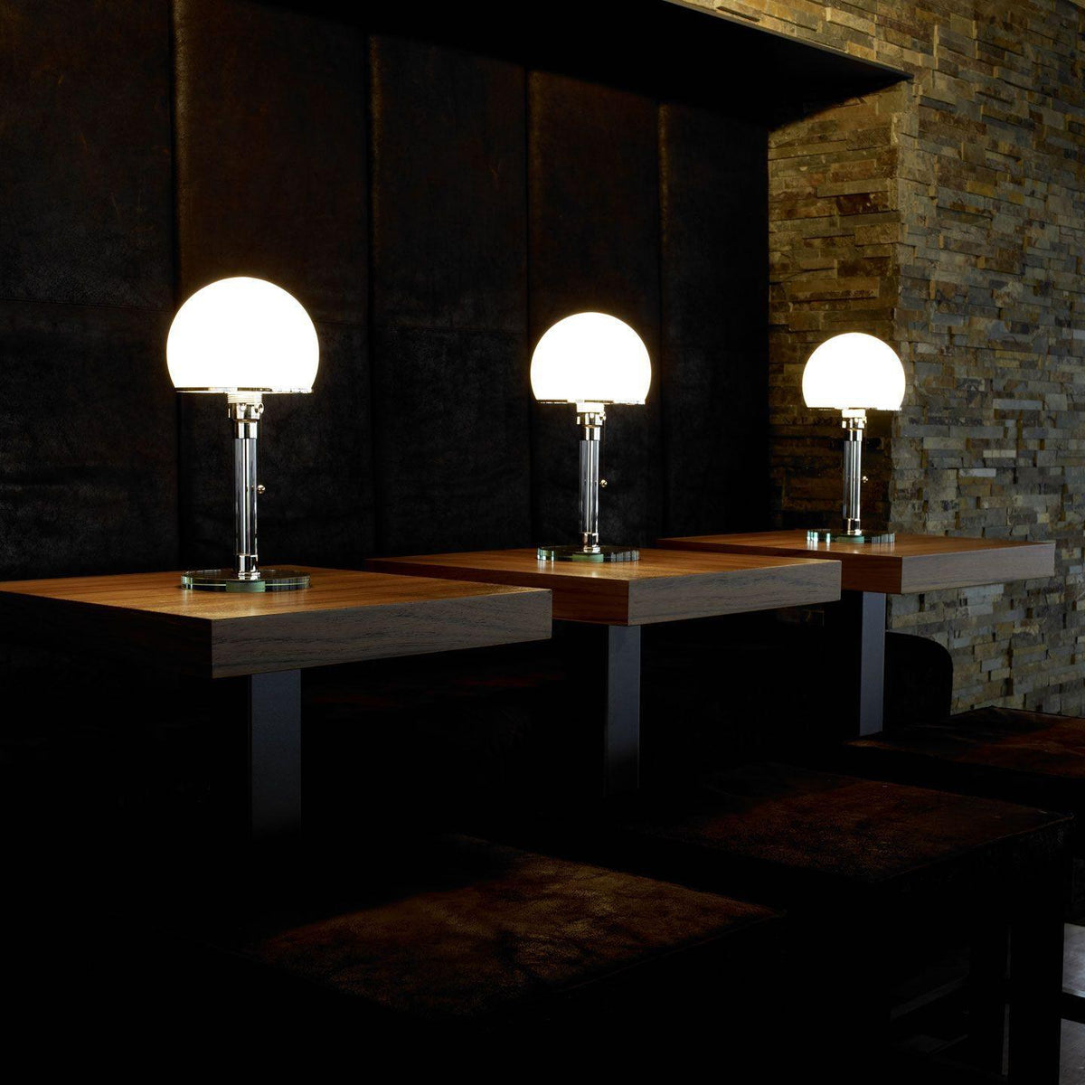 bauhaus-table-lamp