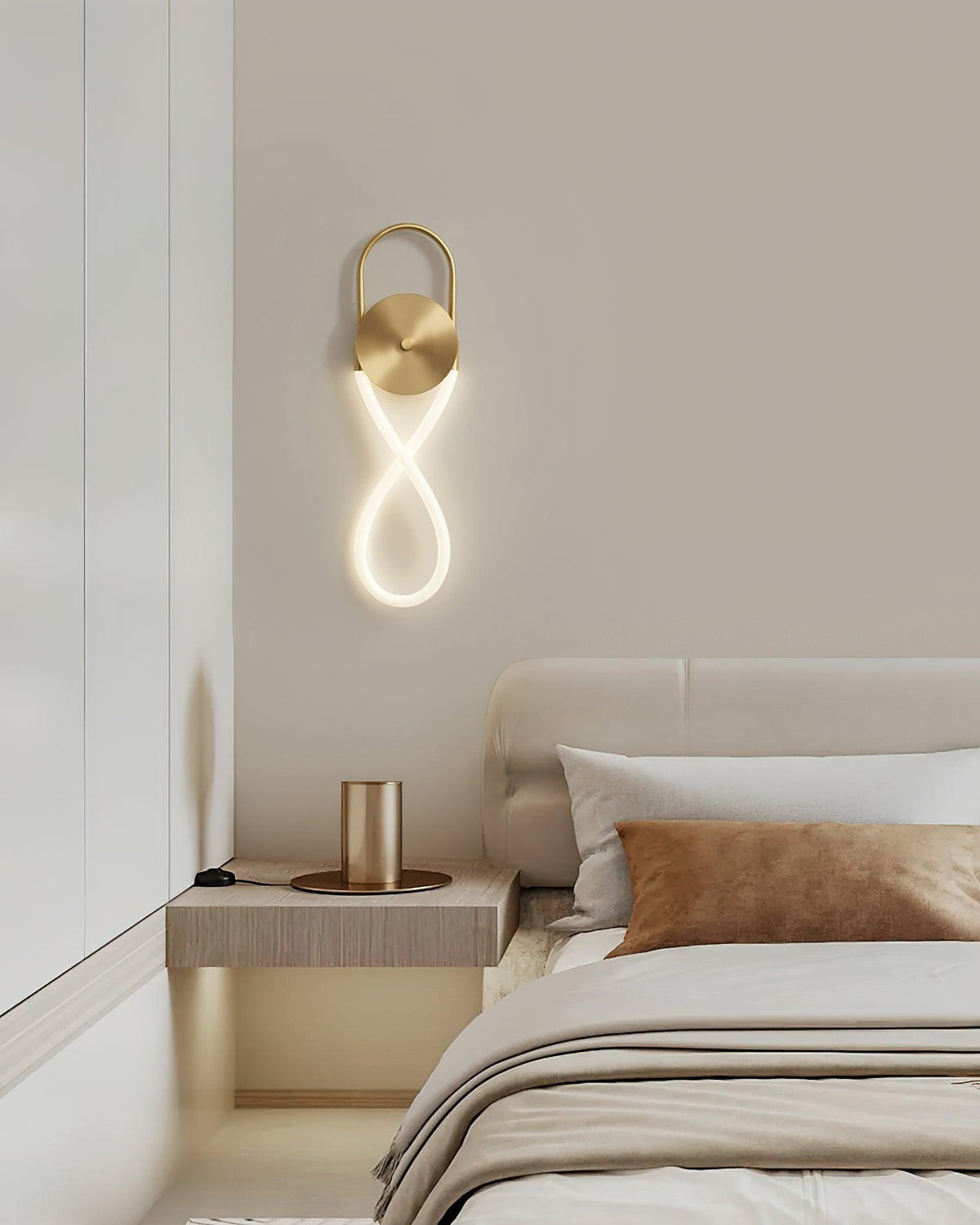 bead-cascade-loop-wall-lamp